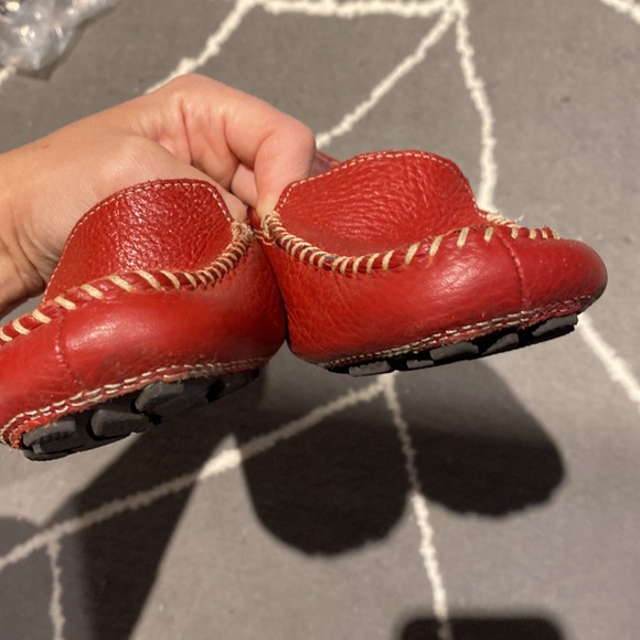 Red leather Hush Puppies size 6.5 $20 - Picture 3 of 4